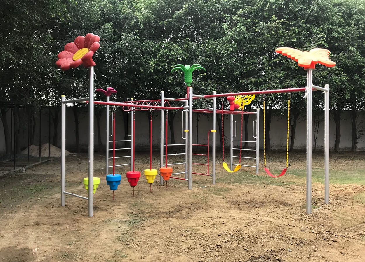 Garden Swing Set In Farrukhabad